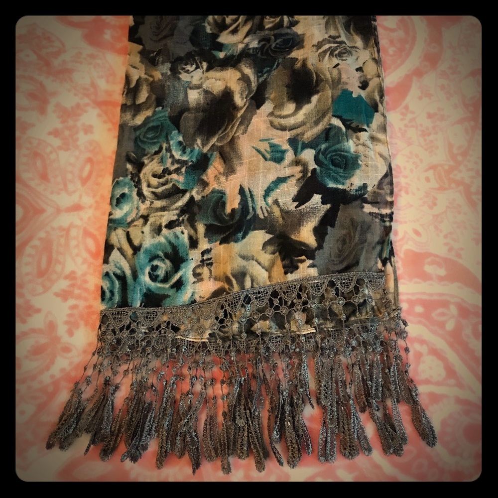 Rose scarf.